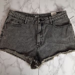 NWT BDG cheeky Jean shorts- 32